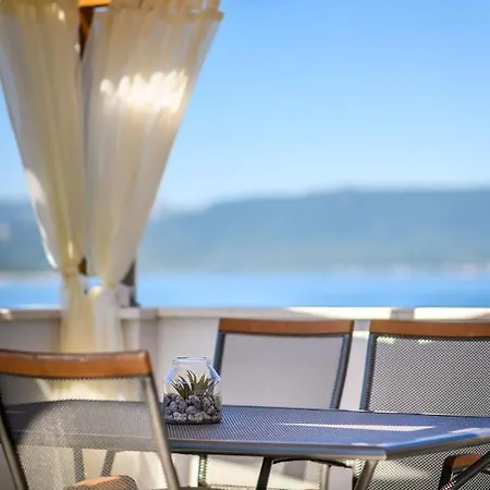 Morska Комарна