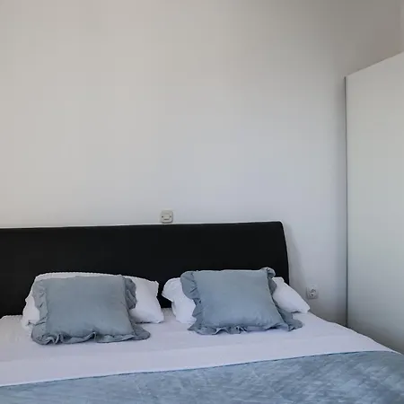 Apartment Morska Komarna