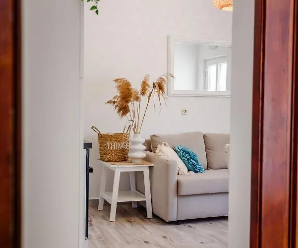 Morska Daire Komarna