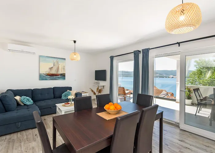 Morska Daire Komarna