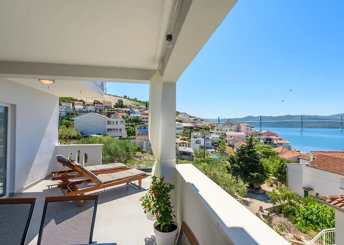 Morska Daire Komarna